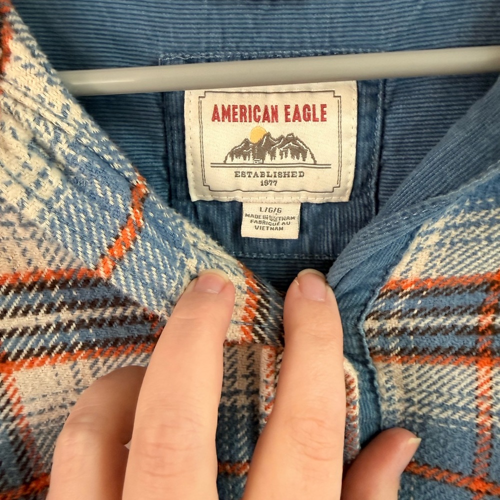 American Eagle Orange/Blue Flannel Shacket in Size Large | Cabincore - Picture 2 of 6
